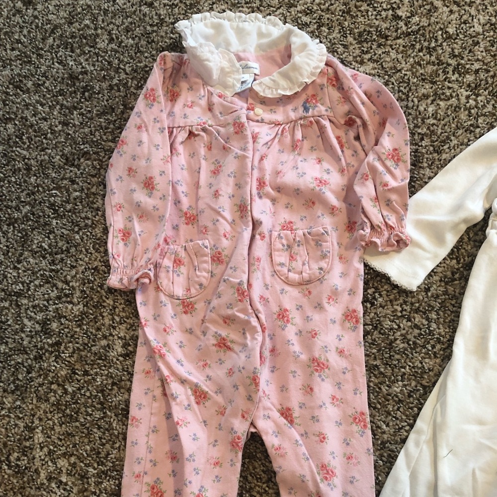 Floral footed